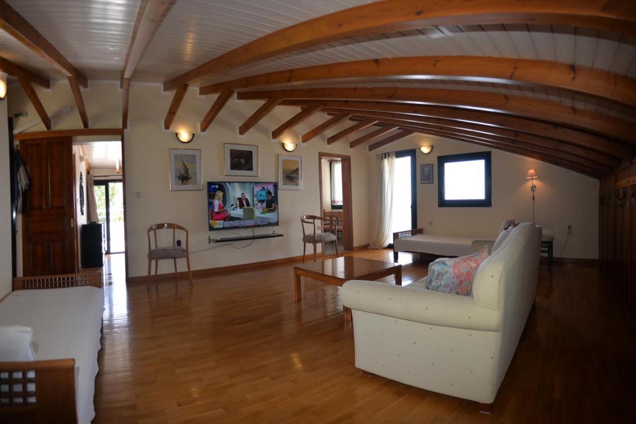 Villa Alex Ríza Exterior foto