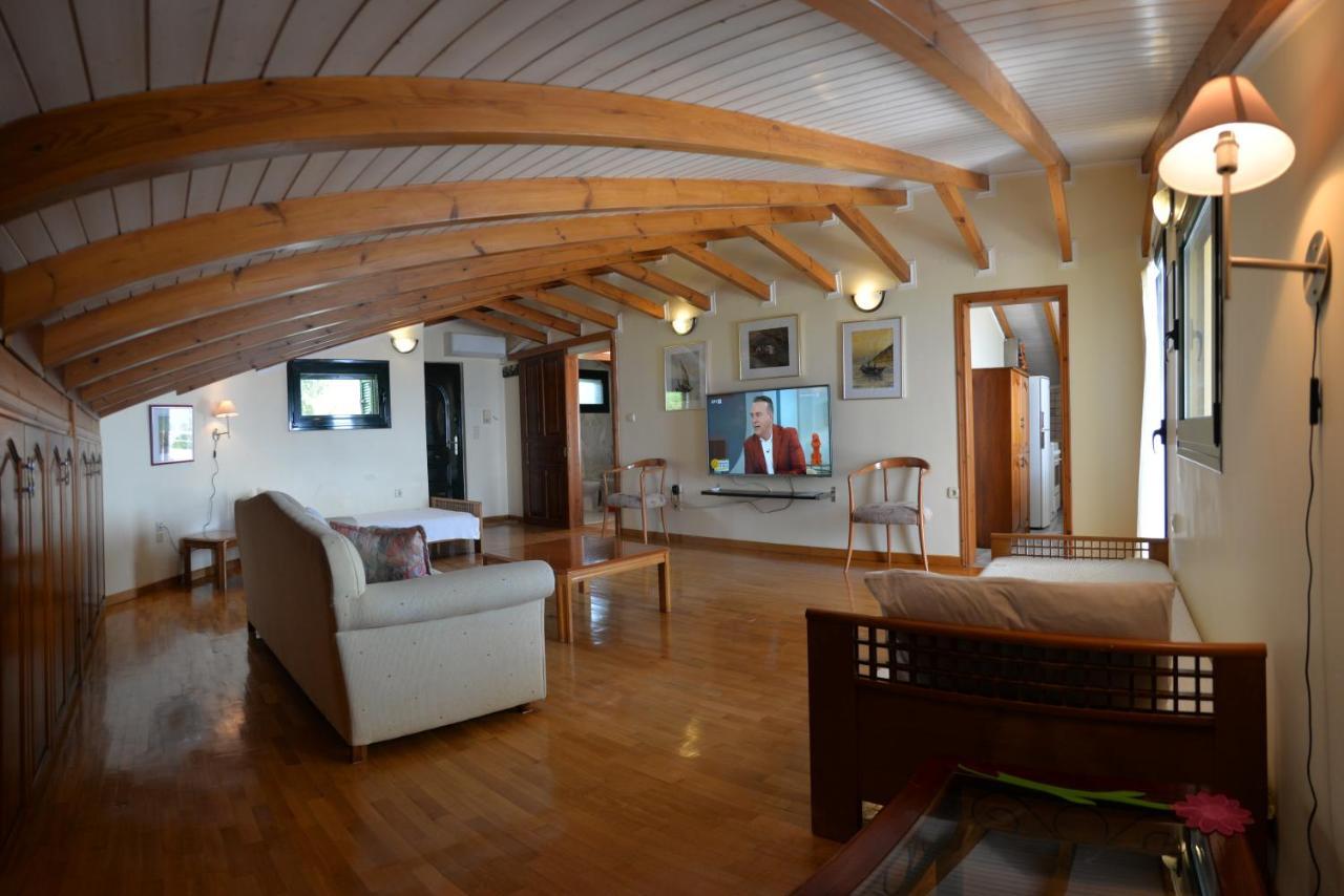 Villa Alex Ríza Exterior foto